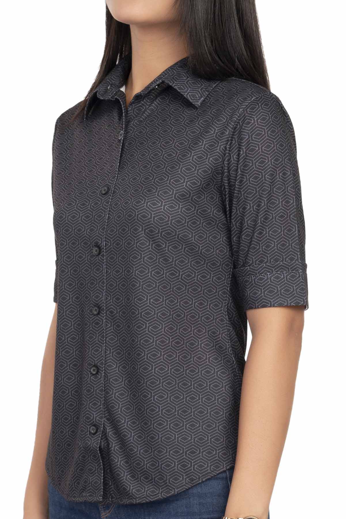 Black Geometric Pattern Shirtee
