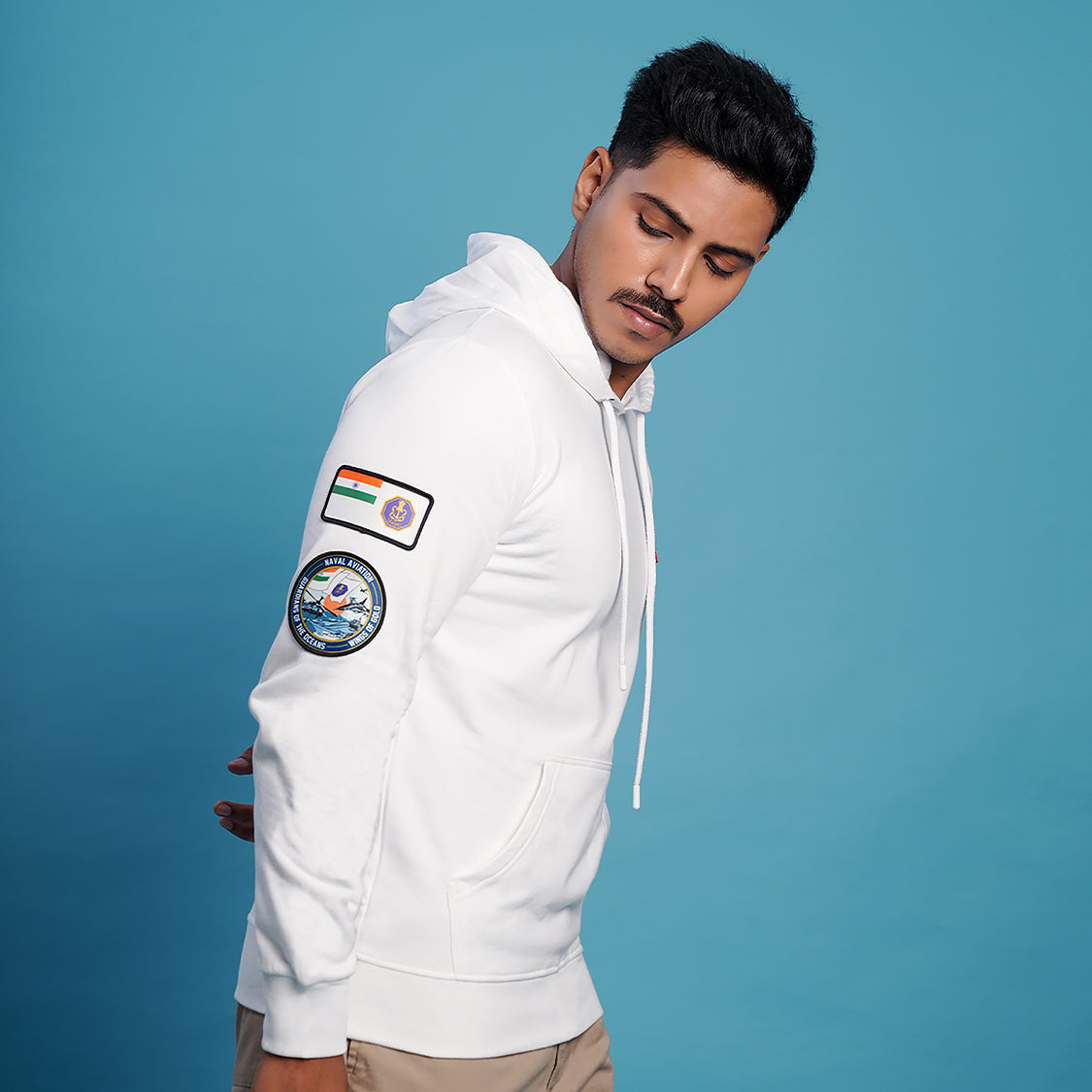 Indian Naval Aviation: MEDEVAC Rescue Oversized White Hoodie