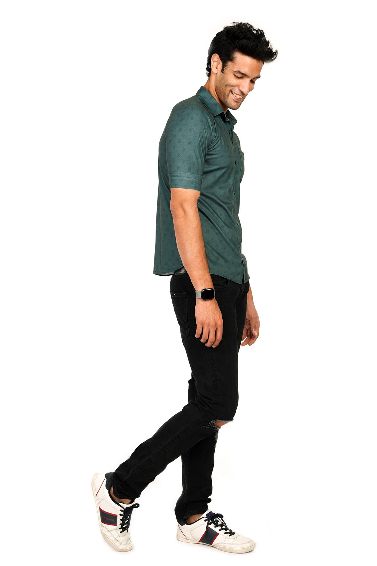 Green Minimal Leaf Ditsy Pattern Regular Fit Shirtee